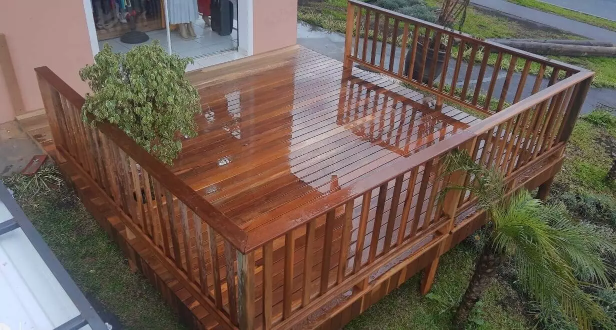 Deck de Madeira